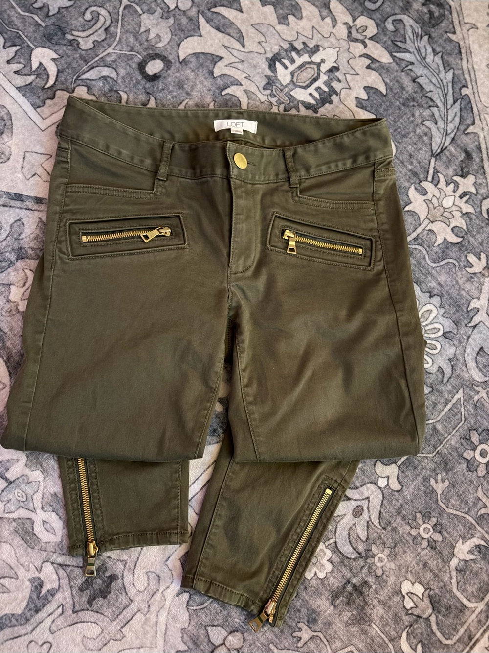 LOFT Olive Green Zip-Pocket Jeggings with Ankle Zippers